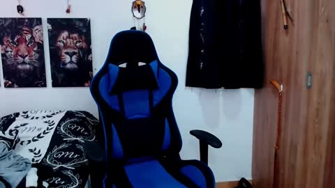 Snapshot of griego01 chatting on December 6, 8:29 pm griego01 online show from December 6, 8:29 pm