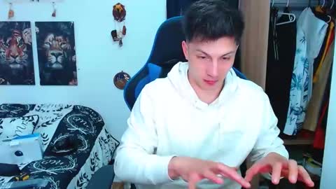 Snapshot of griego01 chatting on January 22, 6:41 pm griego01 online show from January 22, 6:41 pm