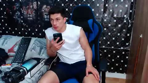 griego01 online show from December 19, 10:06 pm