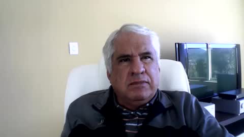 Snapshot of grisa01 chatting on June 7, 1:04 pm grisa01 online show from June 7, 1:04 pm