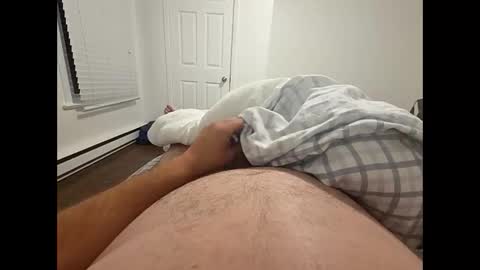 Snapshot of grizzly_uncut chatting on October 1, 4:29 am grizzly_uncut online show from October 1, 4:29 am