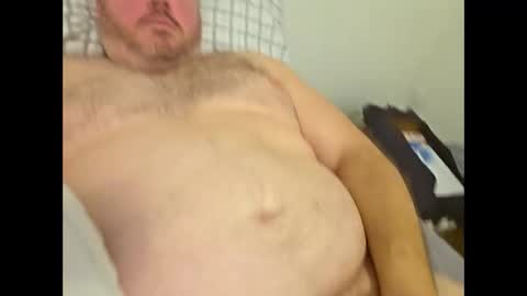 Snapshot of grizzly_uncut chatting on December 3, 5:26 am grizzly_uncut online show from December 3, 5:26 am