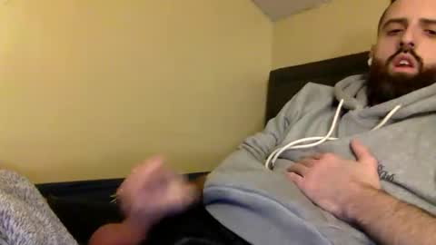 grobs123 online show from March 9, 8:24 pm