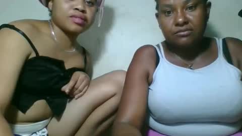 grotilde98 online show from November 2, 7:27 pm