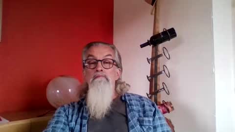 Snapshot of grybear60 chatting on November 5, 10:04 am Grybear online show from November 5, 10:04 am