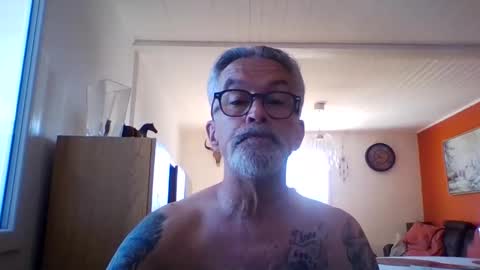 Grybear online show from April 9, 8:42 am