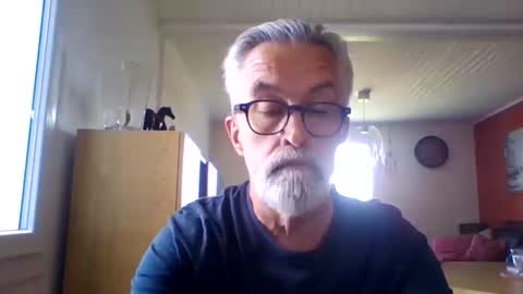 Snapshot of grybear60 chatting on May 7, 12:10 pm Grybear online show from May 7, 12:10 pm