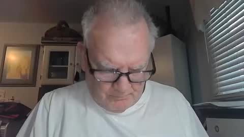 Horny Daddy online show from January 8, 3:36 pm