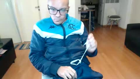 guachin_new online show from June 7, 2:59 am