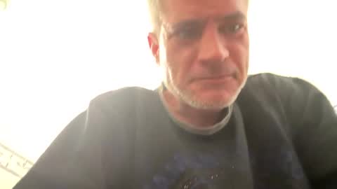 guardiannif_ online show from March 2, 3:27 pm