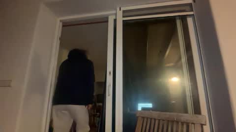 guardiannif_ online show from March 2, 11:33 pm