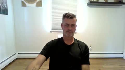 gudguy2025 online show from November 6, 3:57 pm