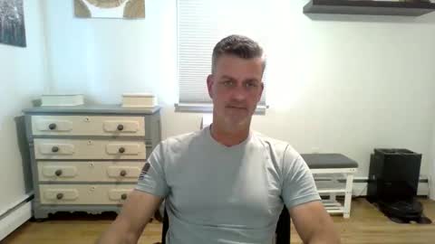 Snapshot of gudguy2025 chatting on May 21, 5:20 pm gudguy2025 online show from May 21, 5:20 pm