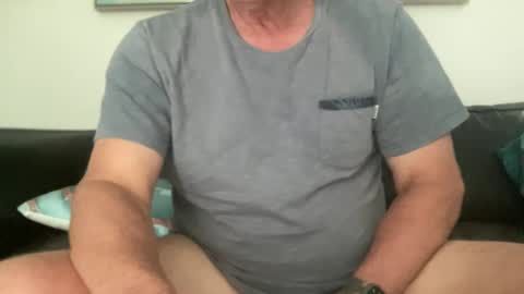 Snapshot of guesswhatigot2 chatting on January 5, 5:30 am guesswhatigot2 online show from January 5, 5:30 am