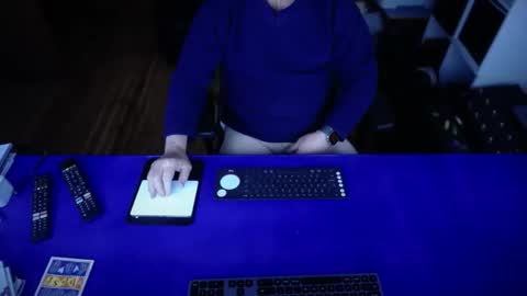 Snapshot of guesswhatigot2 chatting on September 12, 8:25 am guesswhatigot2 online show from September 12, 8:25 am