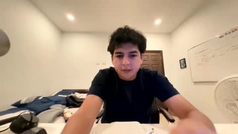 guillee3 online show from March 2, 10:00 am