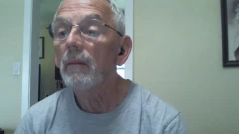 Snapshot of gulfcoast1952 chatting on February 10, 2:48 pm Roy online show from February 10, 2:48 pm