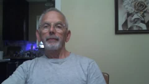 Snapshot of gulfcoast1952 chatting on February 11, 2:24 pm Roy online show from February 11, 2:24 pm