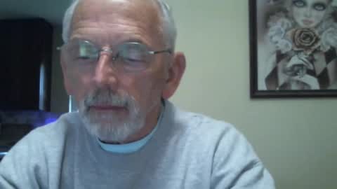 Snapshot of gulfcoast1952 chatting on February 17, 1:32 pm Roy online show from February 17, 1:32 pm