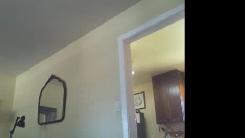 Snapshot of gulfcoast1952 chatting on October 14, 3:35 pm Roy online show from October 14, 3:35 pm