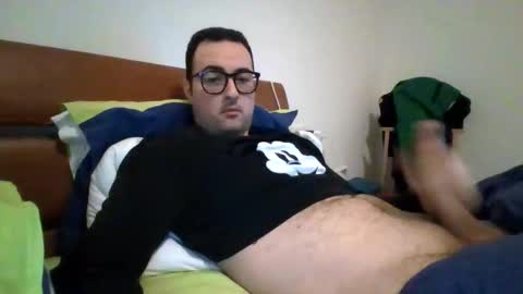 Snapshot of gullit93 chatting on February 1, 11:20 am gullit93 online show from February 1, 11:20 am