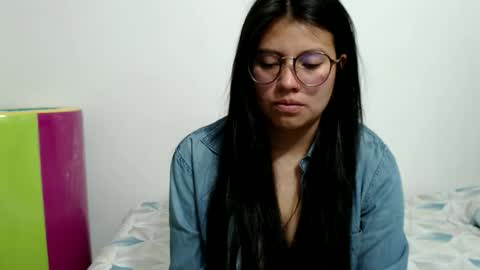 Vane blonde and Hazell black hair online show from February 16, 11:12 pm