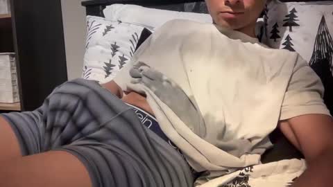 Snapshot of gumbywanna chatting on December 4, 1:36 am gumbywanna online show from December 4, 1:36 am