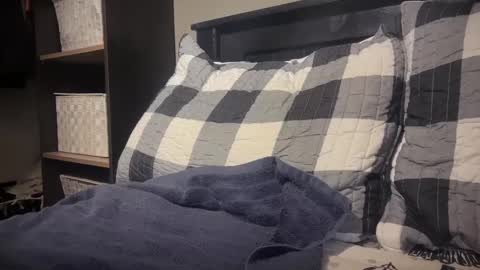 Snapshot of gumbywanna chatting on January 1, 12:53 am gumbywanna online show from January 1, 12:53 am