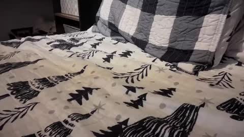 Snapshot of gumbywanna chatting on January 3, 1:05 am gumbywanna online show from January 3, 1:05 am