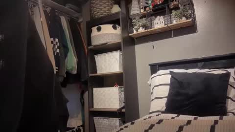 Snapshot of gumbywanna chatting on January 5, 12:31 am gumbywanna online show from January 5, 12:31 am