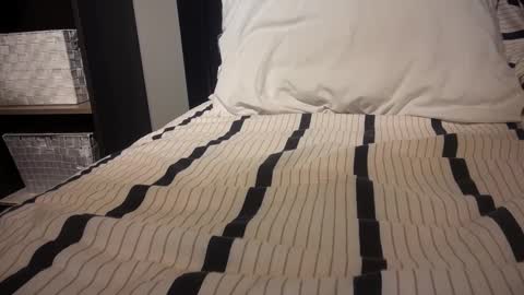 Snapshot of gumbywanna chatting on January 17, 1:25 am gumbywanna online show from January 17, 1:25 am