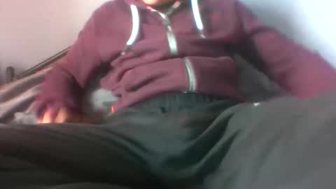 Snapshot of gunishment chatting on November 23, 1:22 pm gunishment online show from November 23, 1:22 pm