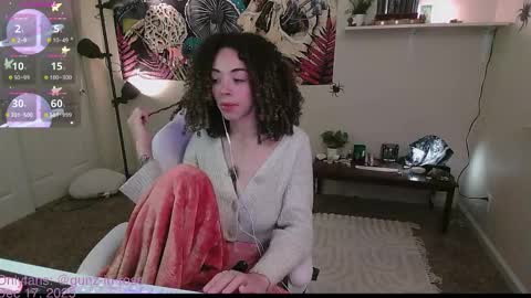 Kylie online show from December 18, 12:49 am