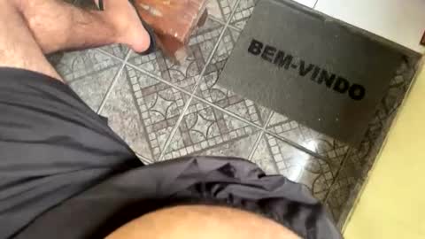 Snapshot of guustahenri chatting on December 14, 8:35 pm guustahenri online show from December 14, 8:35 pm