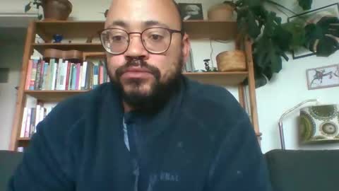 Snapshot of guy_wood15 chatting on October 24, 11:17 am guy_wood15 online show from October 24, 11:17 am