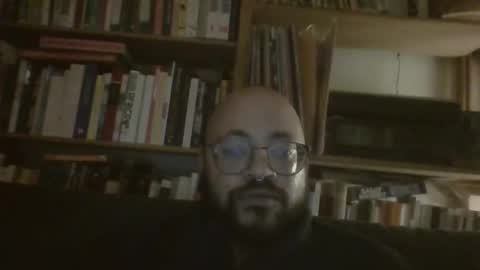 Snapshot of guy_wood15 chatting on December 5, 6:04 pm guy_wood15 online show from December 5, 6:04 pm