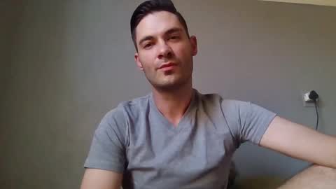 Snapshot of guyhardon chatting on December 13, 3:11 pm Guy Hardon online show from December 13, 3:11 pm