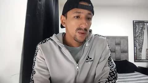 karim online show from February 19, 9:27 am