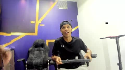 guys_hard_cock online show from April 4, 9:12 pm