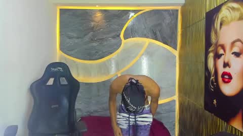 guys_hard_cock online show from April 11, 7:45 am