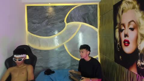 guys_hard_cock online show from April 12, 4:50 am