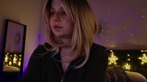 Snapshot of gwenhilton chatting on December 28, 11:41 am gwenhilton online show from December 28, 11:41 am