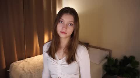 Molly online show from March 3, 5:57 am