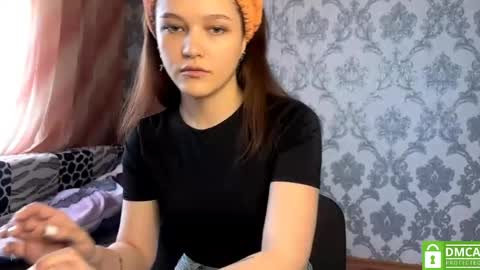 Snapshot of gwynethoverdick chatting on May 25, 8:09 am Nika Kova online show from May 25, 8:09 am