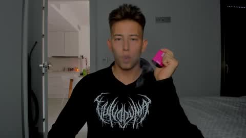 Oliver online show from March 17, 3:37 pm