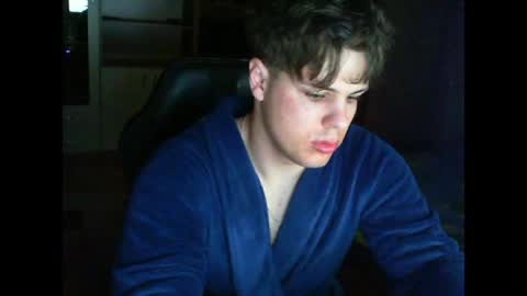 gymguy0505 online show from March 15, 10:05 pm