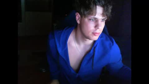 gymguy0505 online show from March 25, 11:33 pm