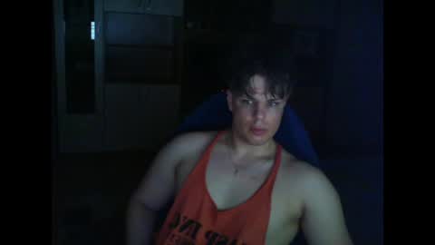 gymguy0505 online show from April 5, 8:28 pm