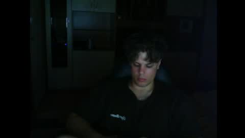 gymguy0505 online show from May 29, 9:46 pm