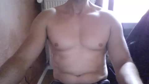 gymxxx_ online show from April 4, 10:13 am